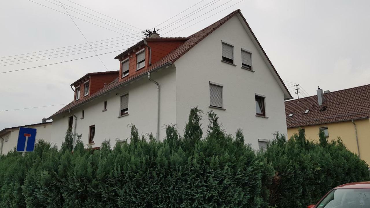 Outletcity Ferienwohnung Apartment 2 Metzingen  Esterno foto