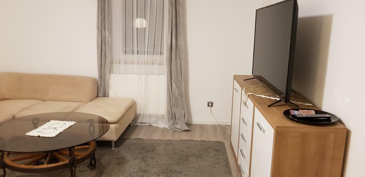 Outletcity Ferienwohnung Apartment 2 Metzingen  Esterno foto